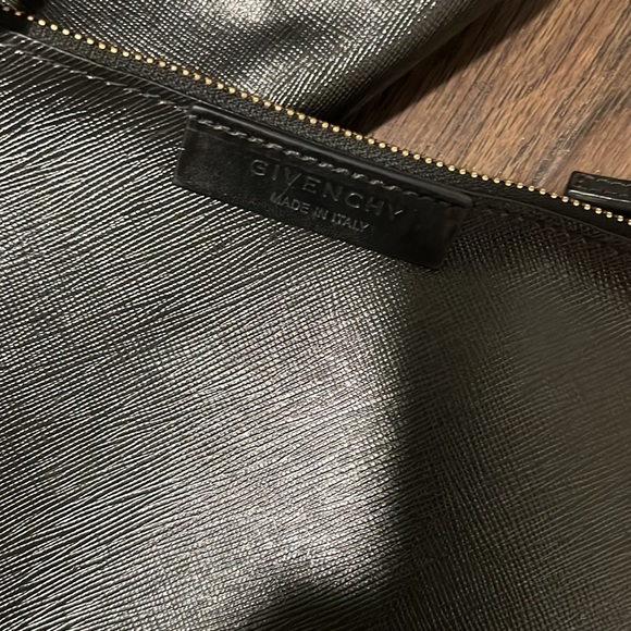 Givenchy Madonna Edition Tote - Picture 13 of 13